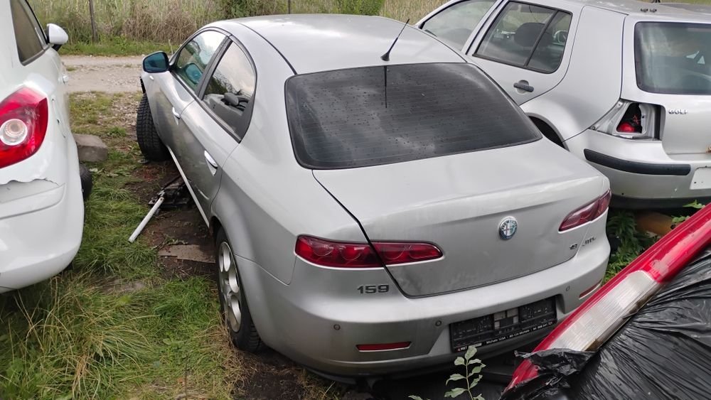Dowolna część Alfa Romeo 159