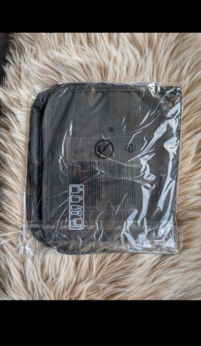 Kosmetyczka turystyczna z haczykiem i kieszonkami wiszący organizer