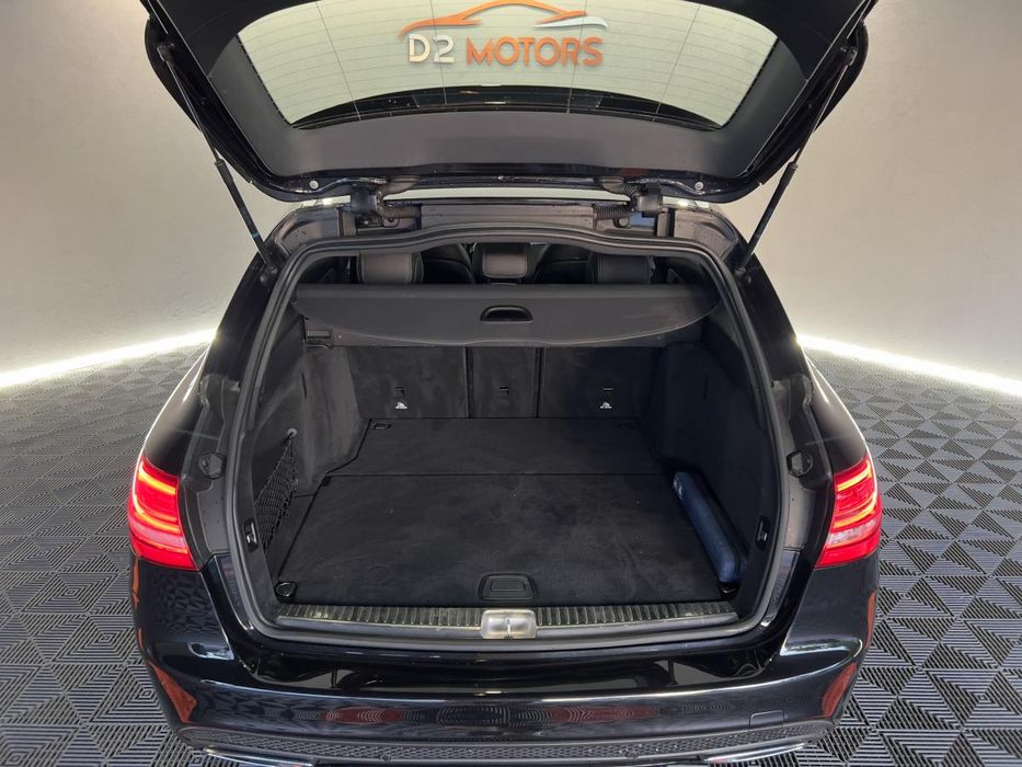 Mercedes-Benz C 220 d AMG 9G-Tronic Automática