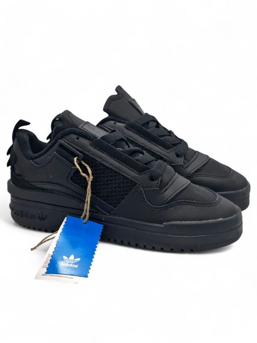 Шкіряні жіночі демісезонні кросівки Adidas Forum Low (38р/39р/40р/41р)