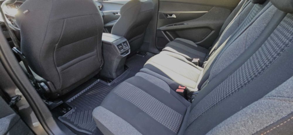 Peugeot 5008 benzyna