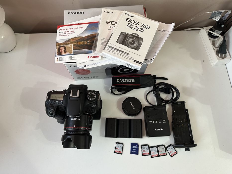 Aparat Canon EOS 70D + obiektyw Yongnuo 50mm f/1,8 II / Grip / Karty