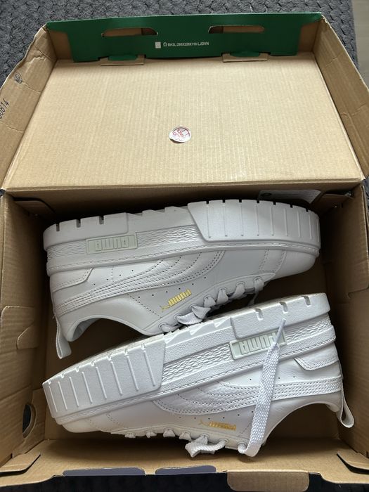 кросівки пума з коробкою