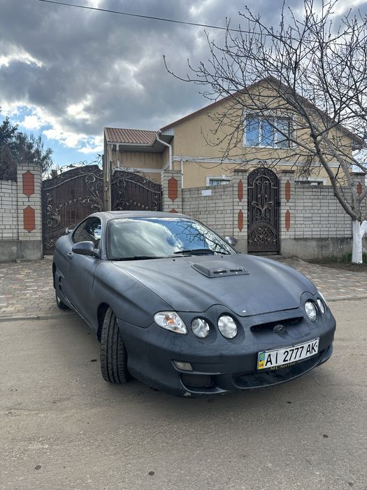 Hyundai Tiburon 2.0