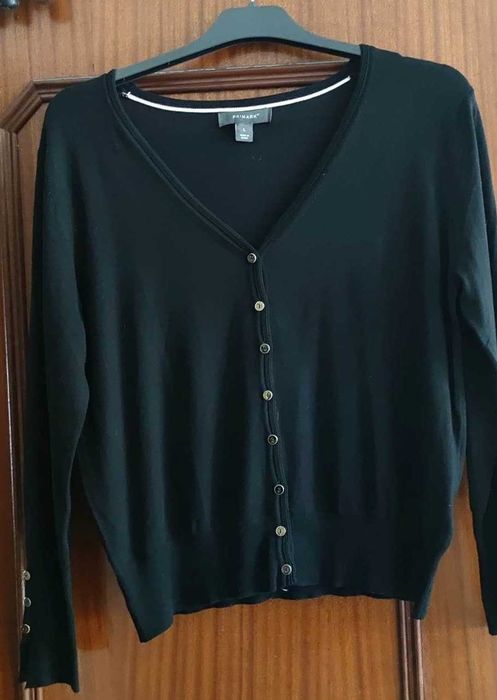 Black Knitted Jacket (SEMI-NEW)