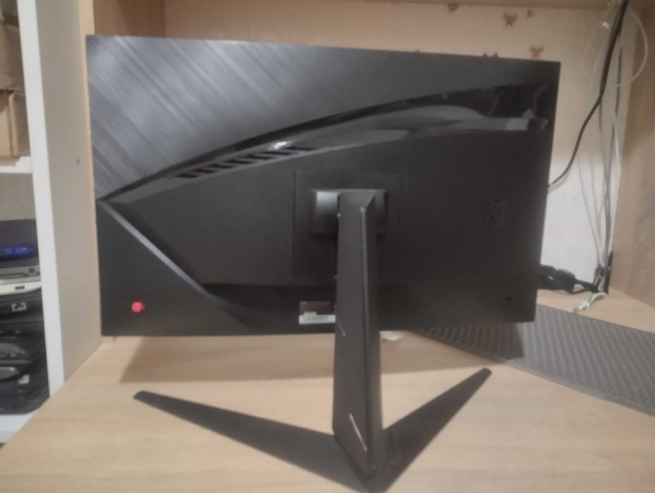 Монитор MSI (битая матрица)