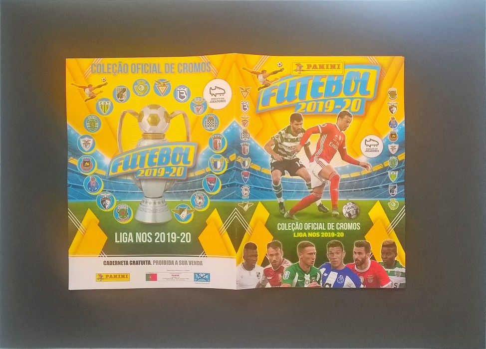 COLEÇÃO CADERNETA Panini Futebol Hello Kitty Coleções DIVERSAS