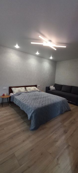 Квартира в центрі міста шпиталь(госпиталь),готель Україна ,площа