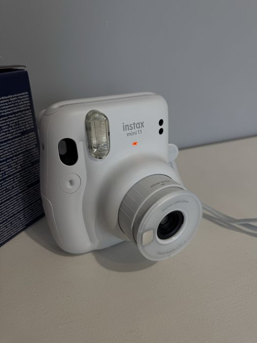 Aparat Instax mini 11
