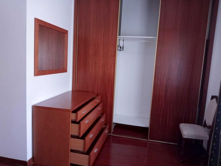 Apartamento T3 Mobilado C/Garagem