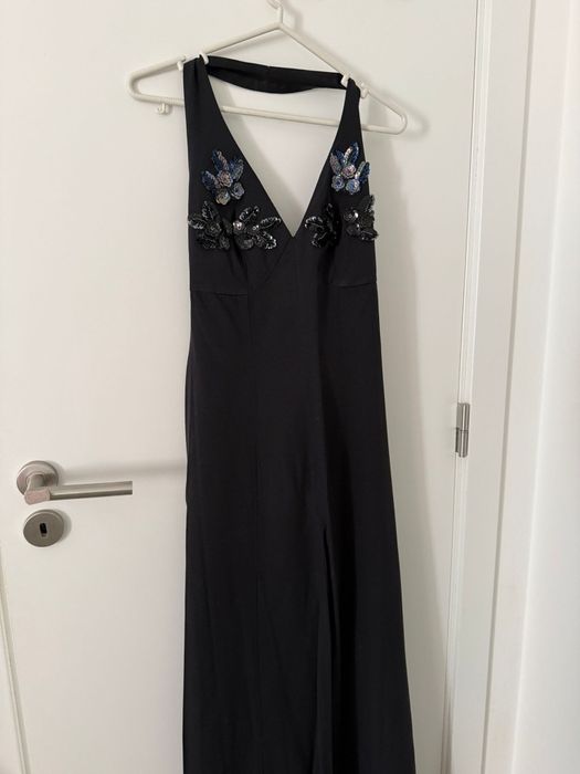 Casacos blusas vestidos senhora