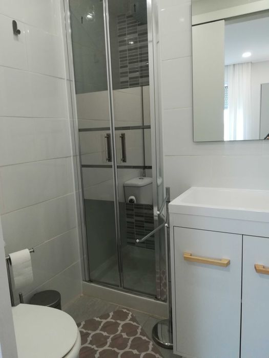 Arrendo quarto suite individual junto ao Hospital de Vila Franca de Xira