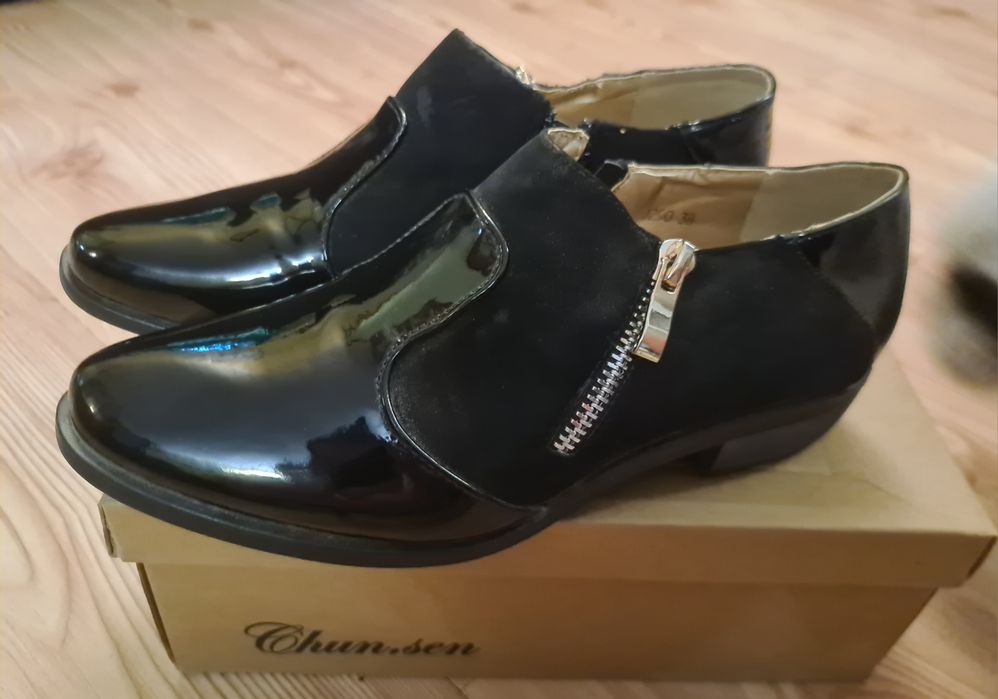 Nowe buty damskie roz.36 wkl 23