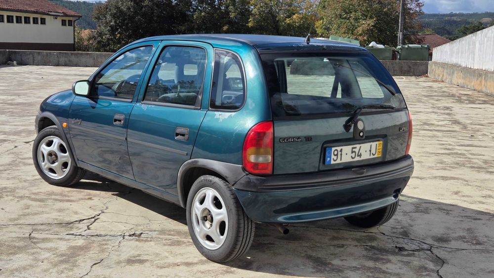 OPEL CORSA B 1.5 TD 5 Portas — photo 2