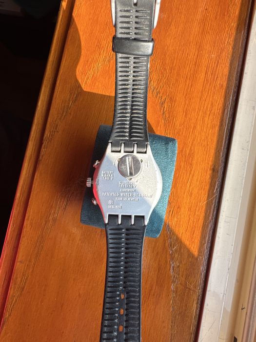 Relógio Swatch modelo IRONY