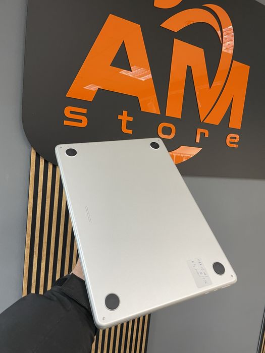 MacBook Air 13 m3 , 16gb, 256gb silver