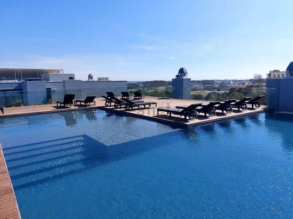 1 Quarto em apartamento de luxo Maia para alugar