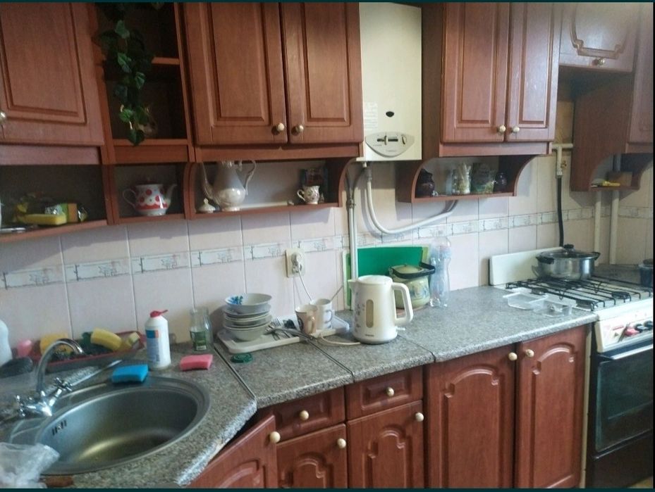 Оренда окремих кімнат у приватному будинкув центрі міста