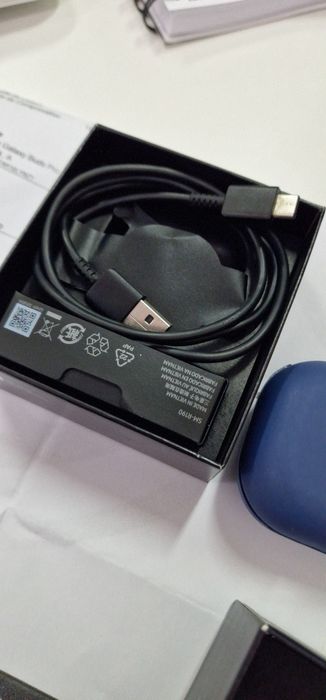 Galaxy buds pro pretos
