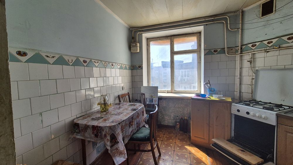 Продаж 3-К квартири під Ваші дизайнерські ідеї