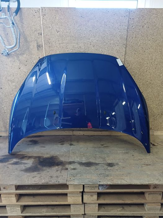Ford fiesta mk7 lift maska