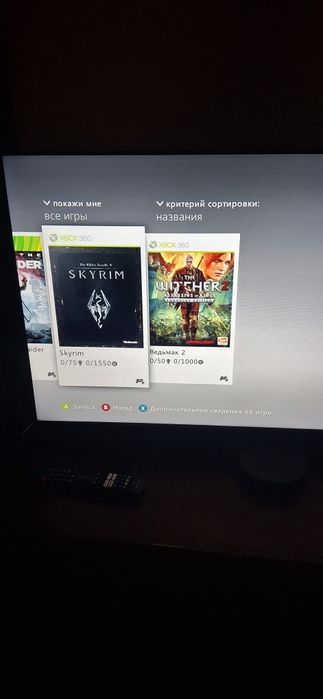 Sprzedam XBOX 360 w stanie sprawnym.