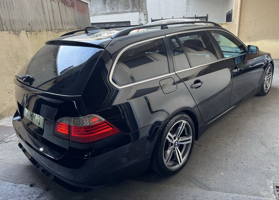 BMW 520d Touring LSI SPORT - CxAuto - 220milkm Nacional