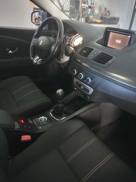 Renault Mégane 2014 impecável sem nada a fazer