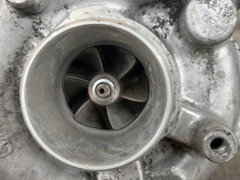 Турбіна турбокомпресор 1.9 tdi 028145702H Audi A4 B5 / B6 (1997–2004)Audi A6 C5 (1997–2001)Volkswagen Passat B5 / B5+ (1996–2005)Skoda Superb I