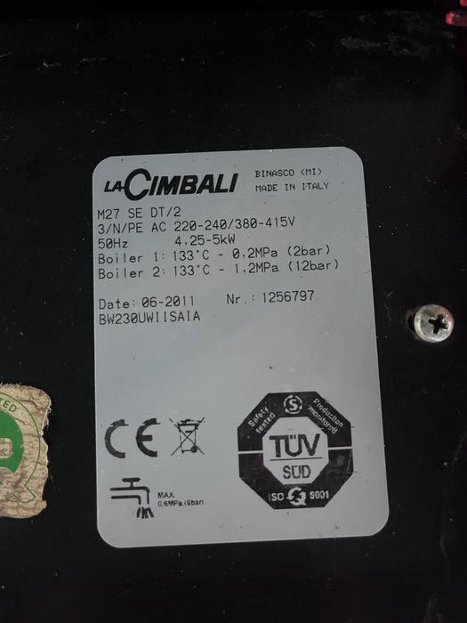 Кавомашина Cimbali M27