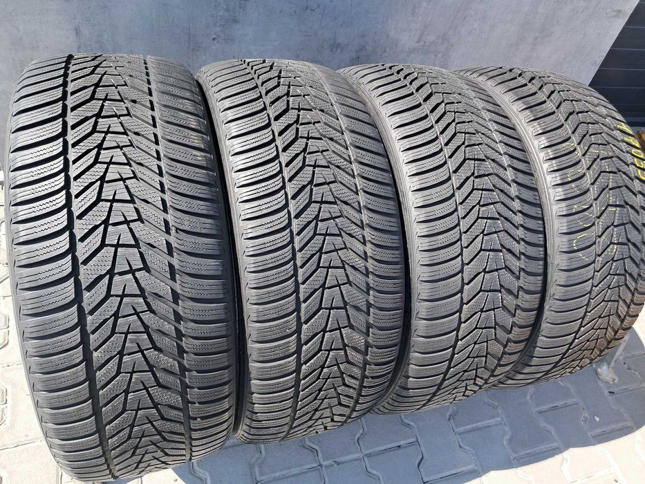 Резина зимова, 265/40 R22 Hankook Winter I'Cept Evo 3 X (арт 17035)