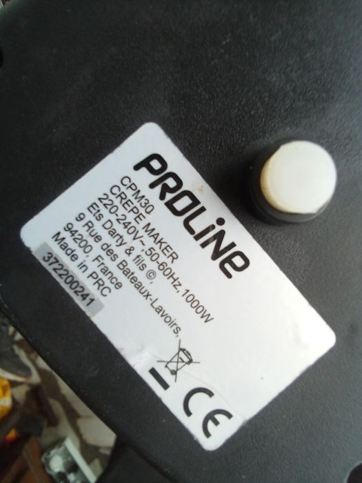 Máquina de crepes elétrica da marca Proline.