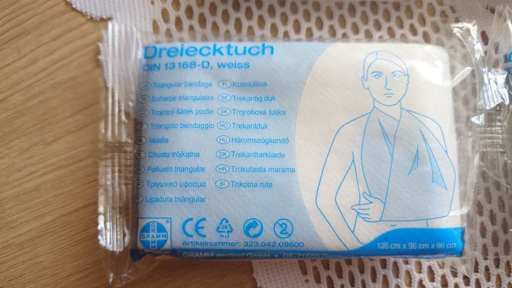 chusta trójkąta 4 sztuki