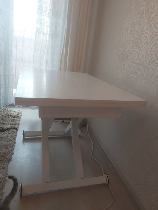 Продам обідній стіл