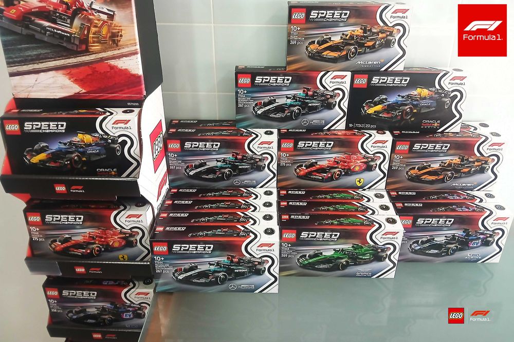 Lego Speed Champions F1 - Coleção de 10 Carros de Corrida Fórmula 1