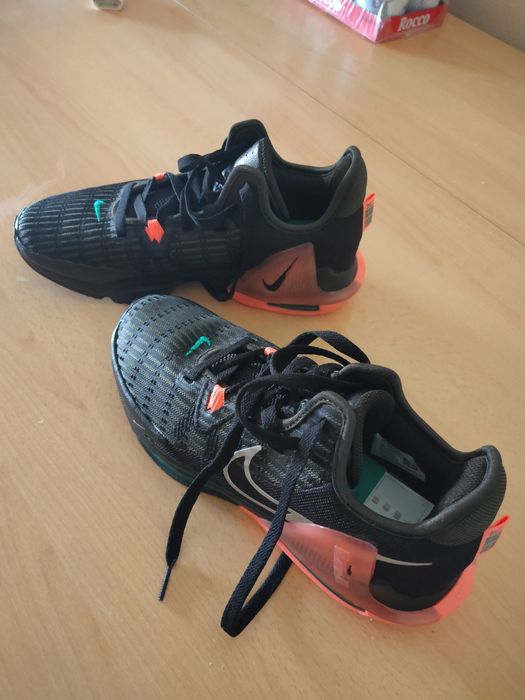 Tennis basketball LeBron wWitness VI