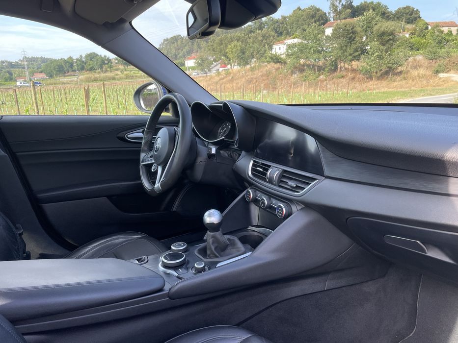 Alfa Romeo Giulia — fotografia 8
