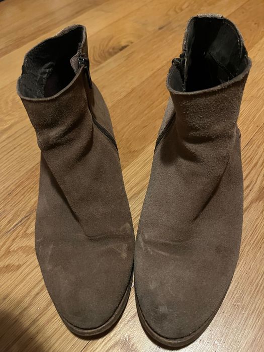 Botas castanhas tamanho 38