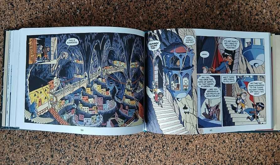 BD - The Creepy Case Files of Margo Maloo: The Tangled Web