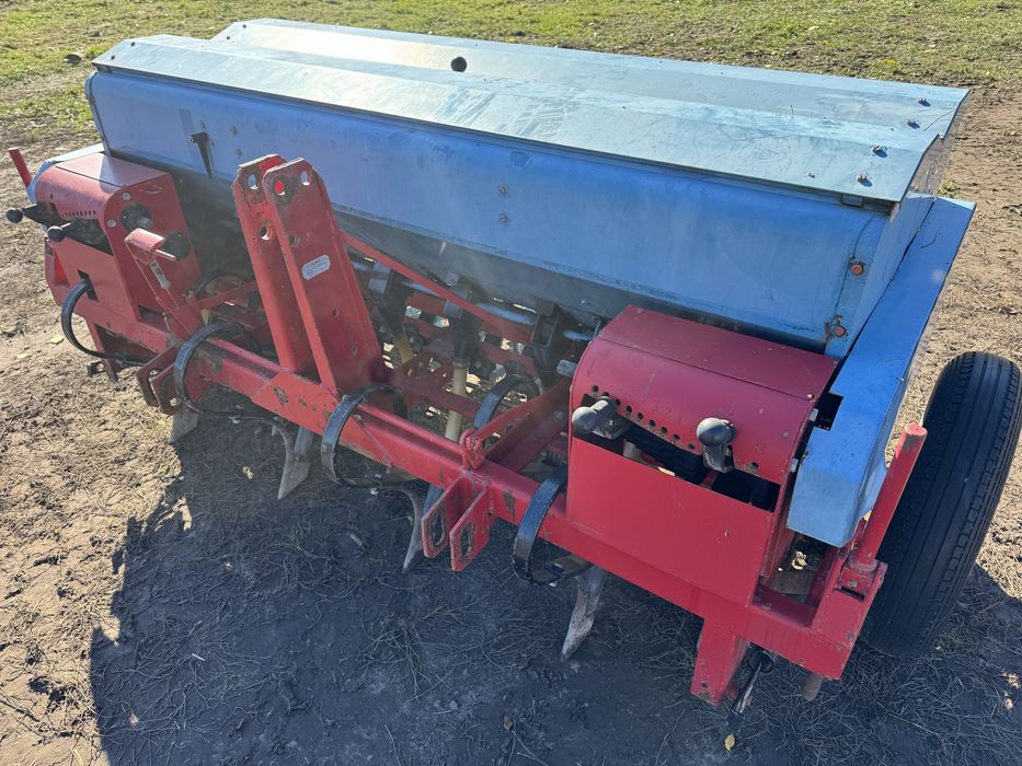 Сівалка зернова Анкерна з міндобривом JUKO 200 2м (Tume-Заря-Сз)