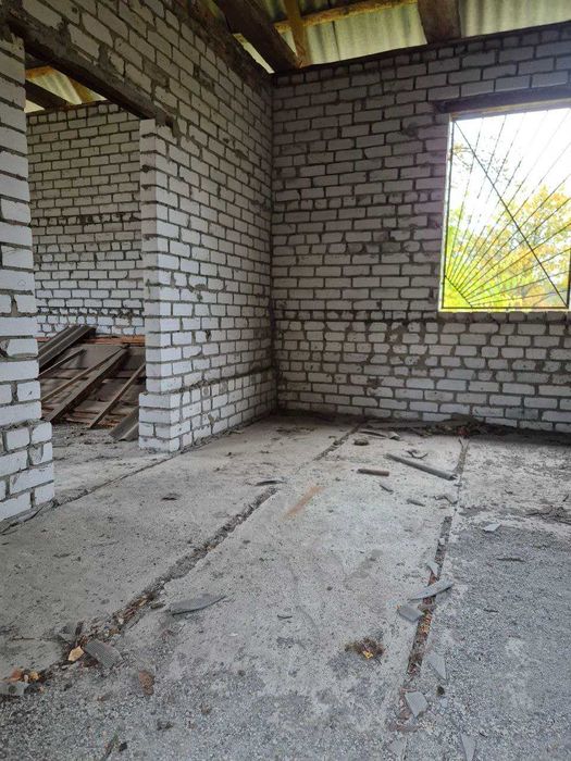 Будинок у селі Мошни