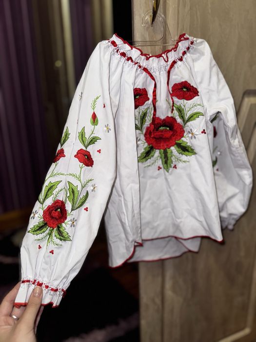 Дитяча вишиванка