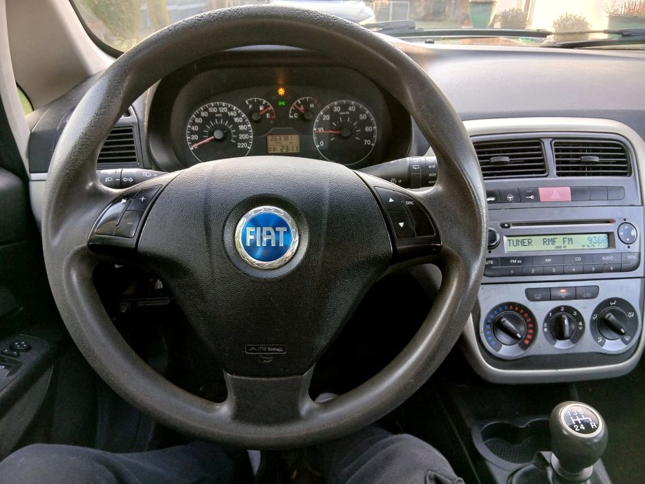 Fiat Grande Punto 2007r 1.4 benzyna