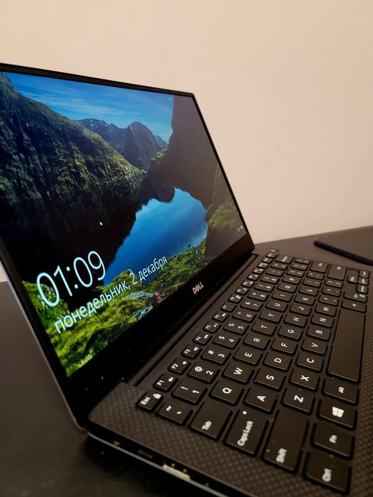 Легкий, тонкий ноутбук Dell xps 13", 9360, i3-7100U, 4/256, nvme
