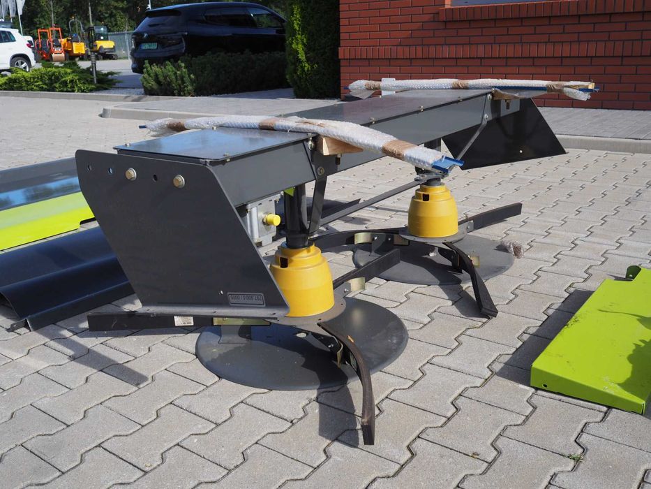 Claas Lexion - rozrzutnik kolb, rozdzielacz słomy