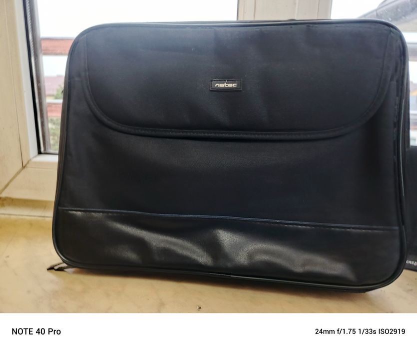 Pokrowiec na laptopa