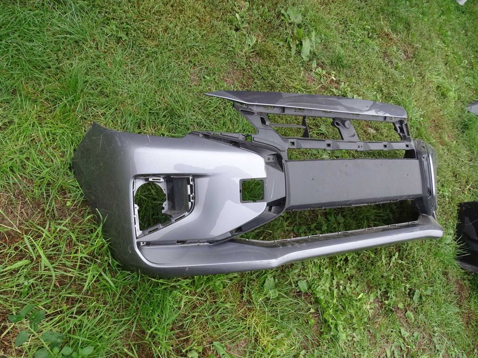 Zderzak Przód Mitsubishi Space Star lift 19-