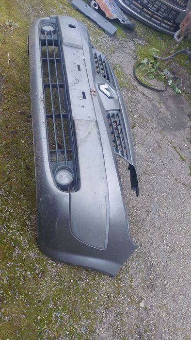 Бампер передний renault scenic 2 03 - 06r