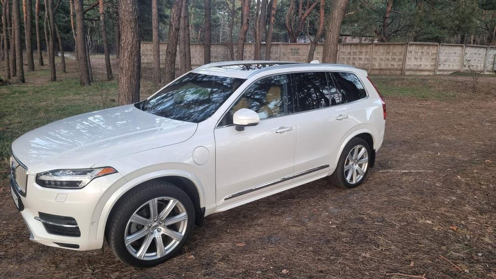 Volvo XC90 плагин гибрид