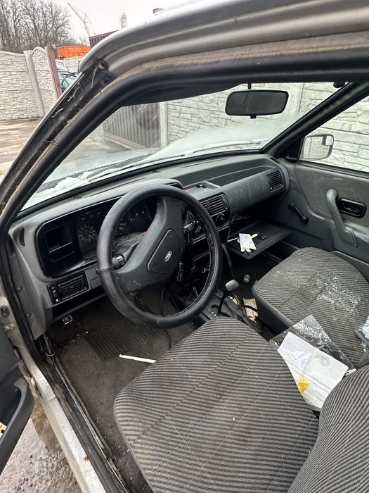 Разборка шрот Ford Escort 1.6 бензин автомат 1986-1990 Форд Ескорт